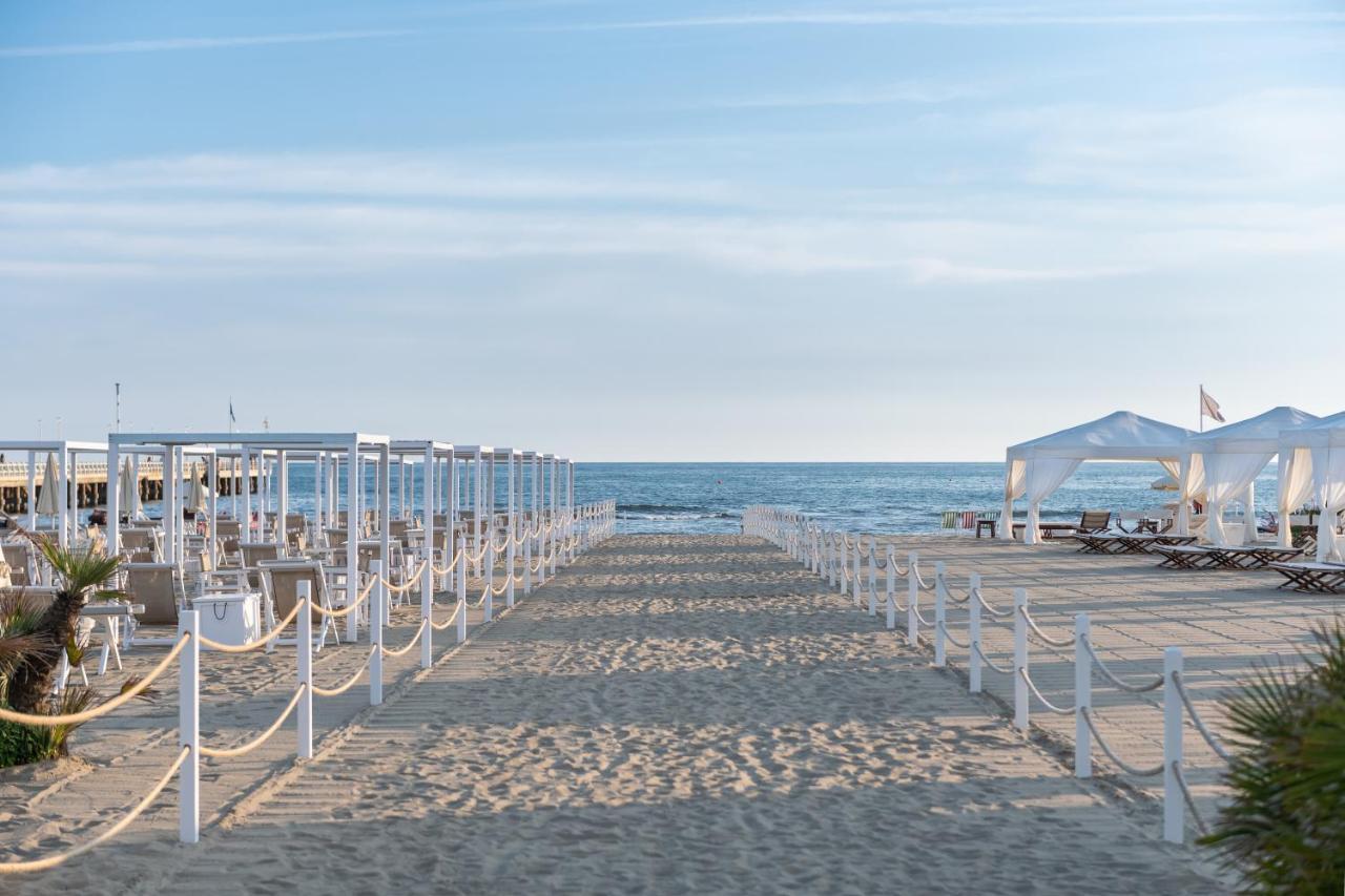 Monti Di Luna Forte dei Marmi Exterior foto